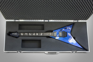  (Артикул: CASE-140428) Тэги:   для струнных инструментов, кейс